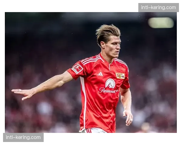 沃尔夫斯堡客场2-1战胜柏林联合，后者刚迎来德甲首位女性主教练