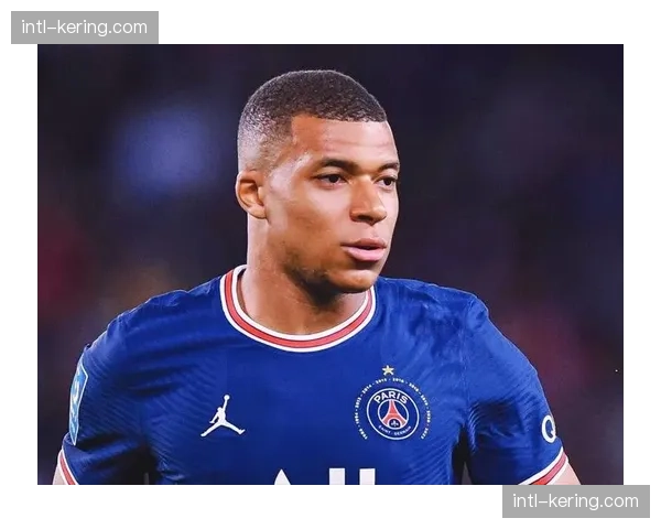 姆巴佩加盟皇马首个赛季四大皆空，欧冠止步八强